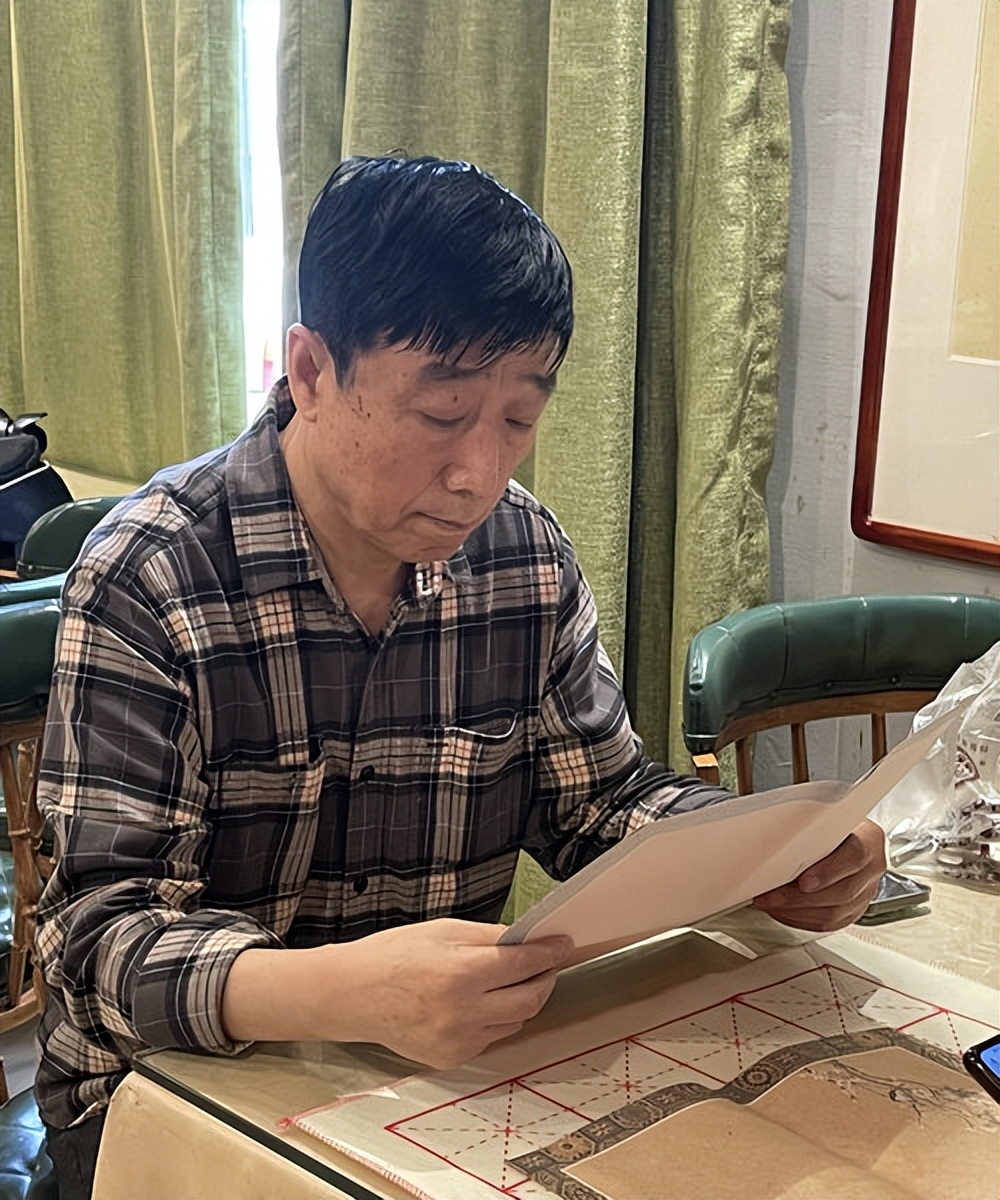 鞍山市诗赋协会书画艺术委举行“夏之韵餐饮文化笔会”