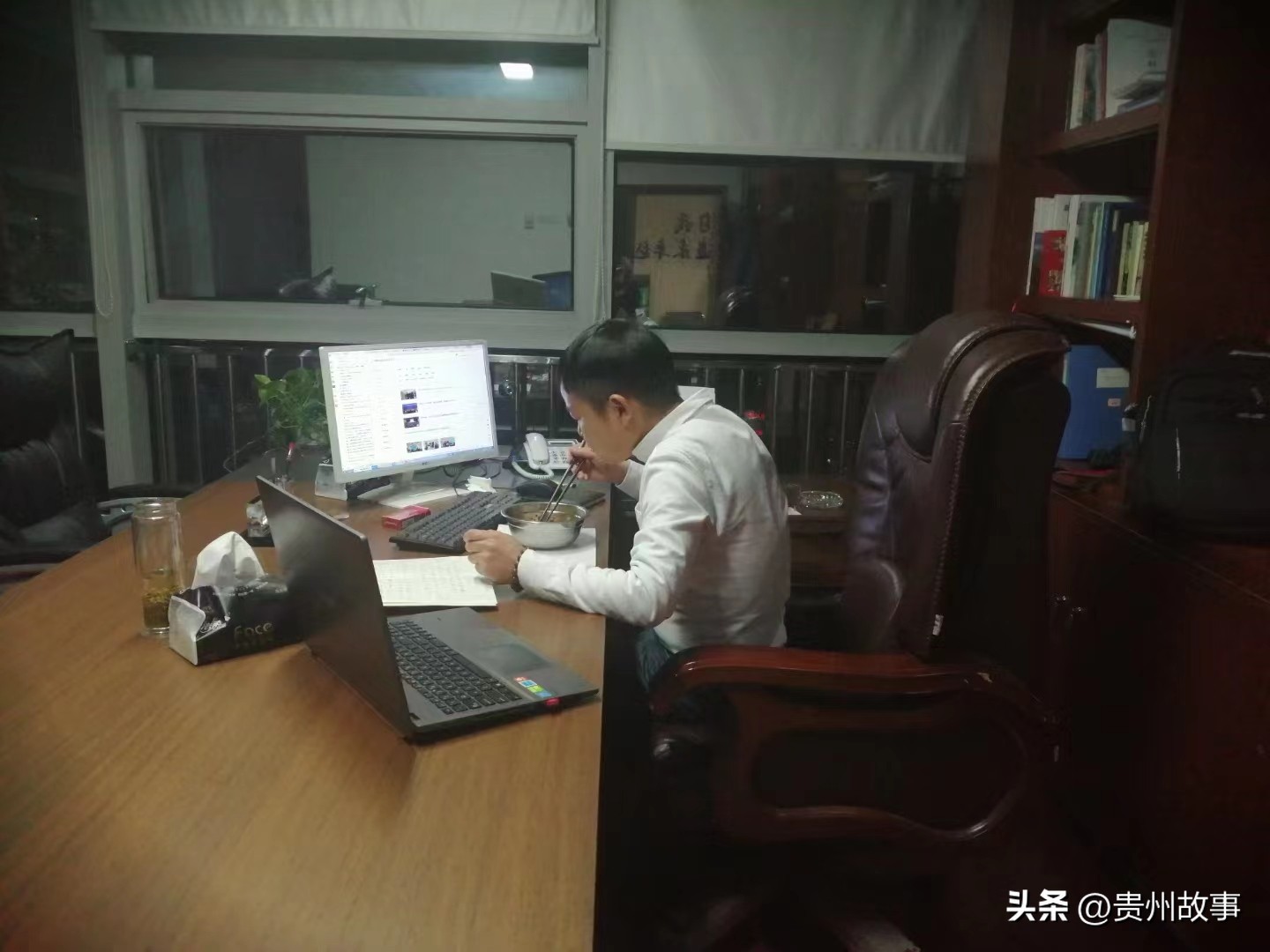 创业路上很艰辛坚守信念,创业路上坚守本心