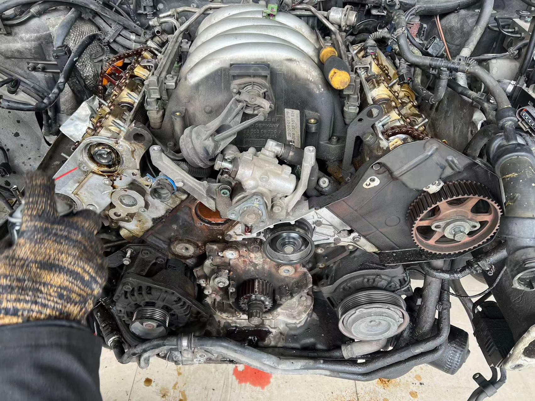 经济下行要不要换一般的车,经济下行要不要换奔驰