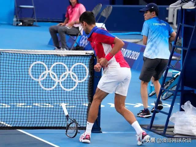 德约科维奇红土赛事件,德约科维奇合影争议