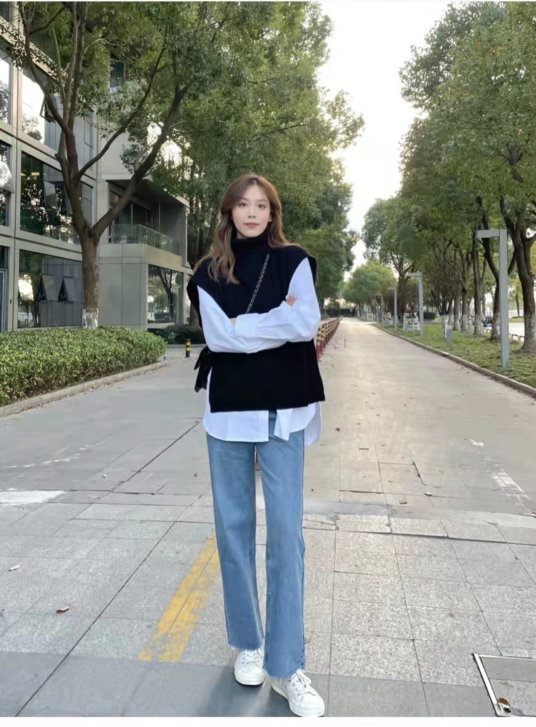 手工女款针织短款马甲,短款针织马甲搭配什么