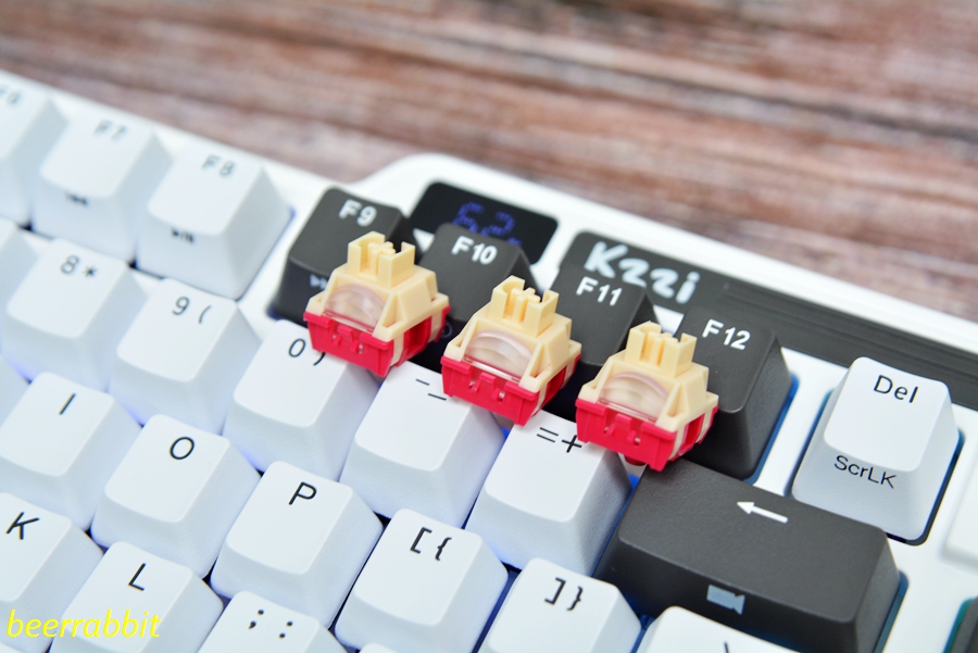 强上加强珂芝K75三模机械键盘与TTC钢铁轴的联合