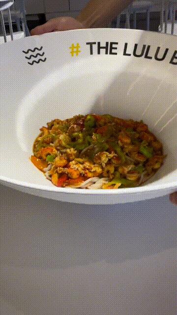 在老公车里发现东西,老公车里发现口红印怎么办