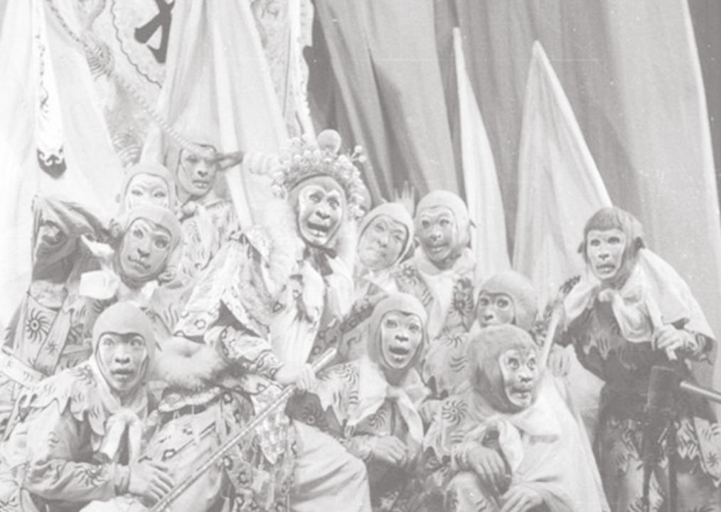 六小龄童哭灵,六小龄童唐僧送行