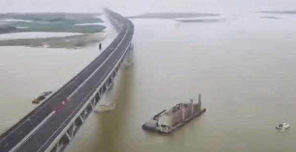 中国建在国外的一个超级工程,中国建造的世界级工程