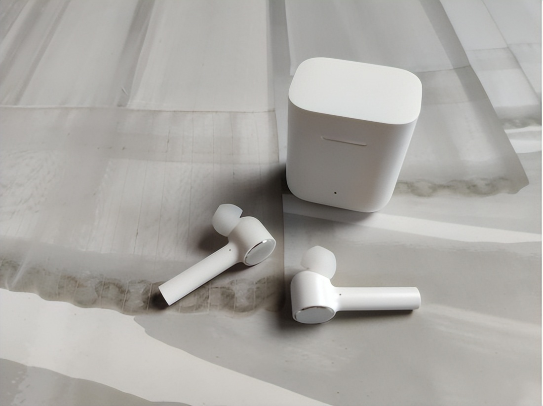 蓝牙耳机用什么牌子的比较好,现在什么牌子的蓝牙耳机好