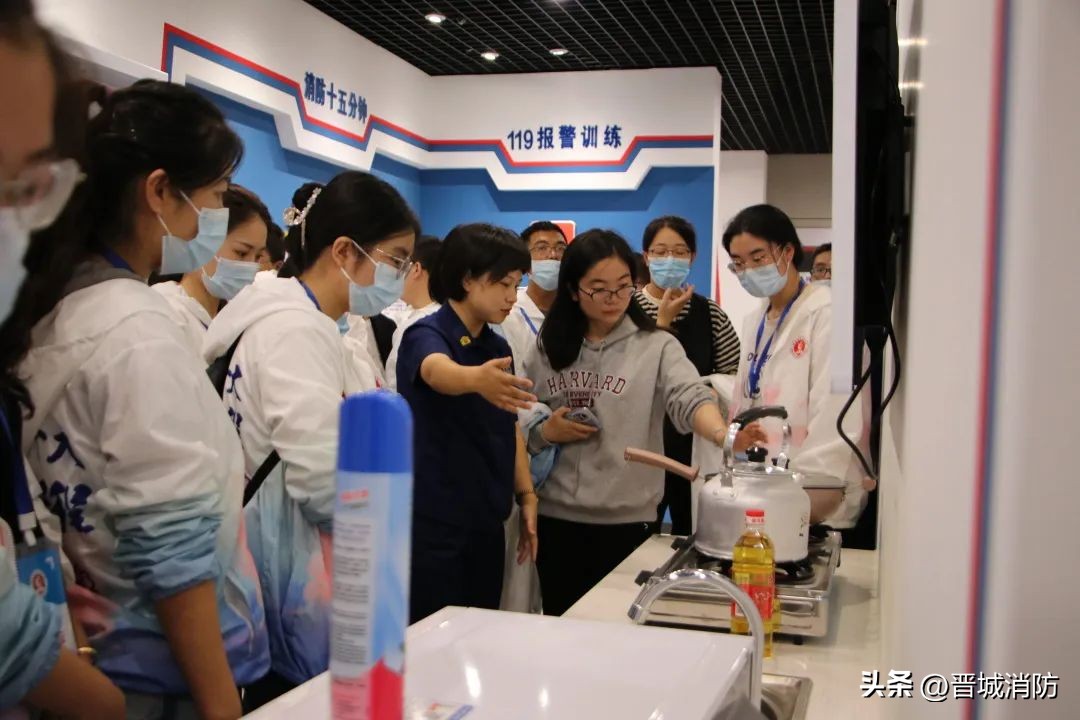 热爱科学崇尚科学│蓝朋友带你开启一场“消防科技之旅”~