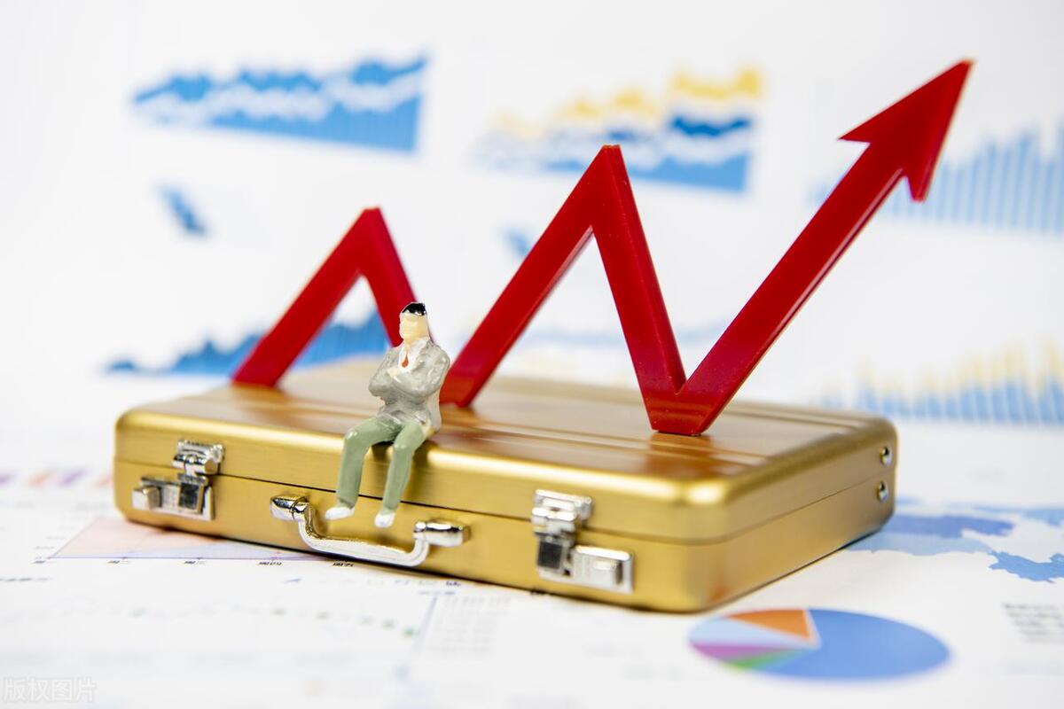 为什么每到周六日a股就涨,调休的周六或周日股市开盘吗