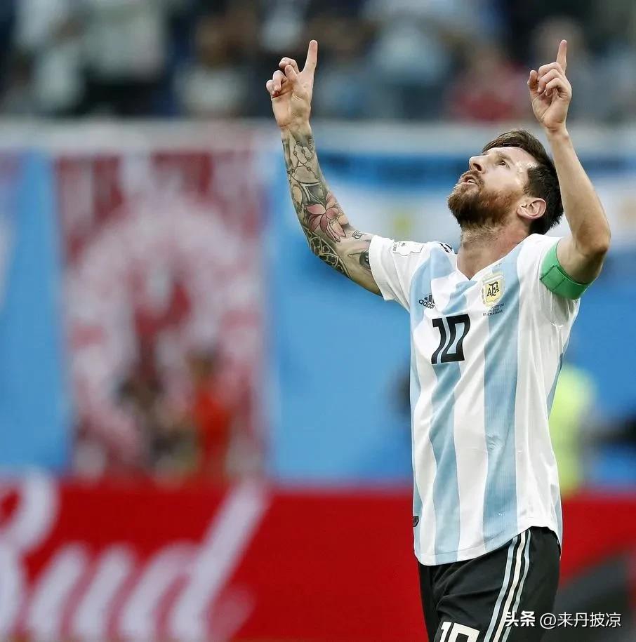 梅西的成长史中英文,足球冠军梅西的成长史主要内容