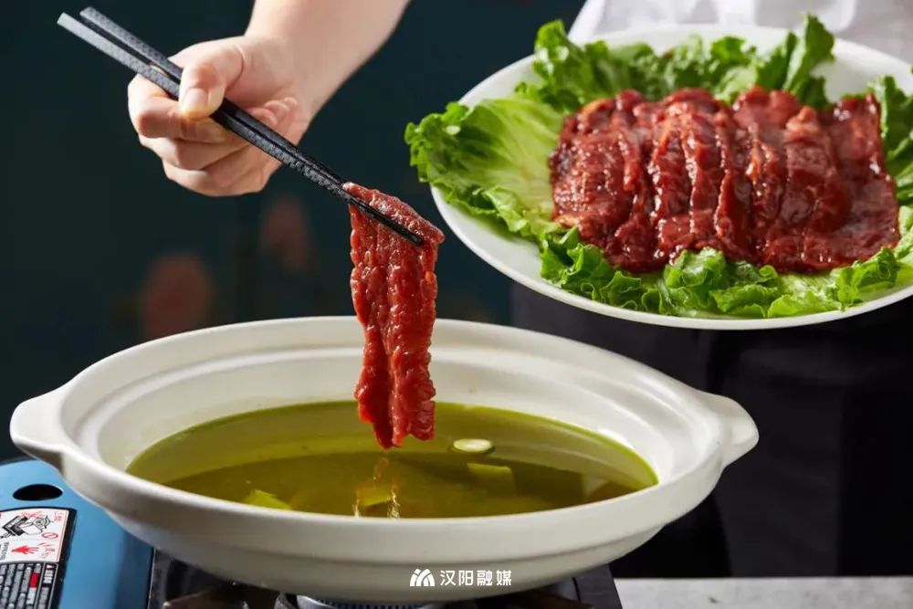 到汉阳踢球，512G的胃还不够用！