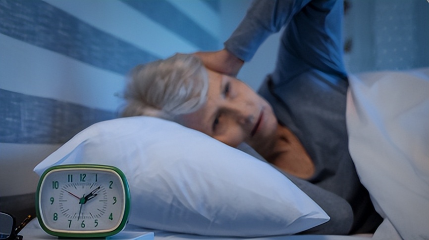 晚上失眠睡不着十大食物助睡眠,晚上睡不着这7种食物有助眠效果