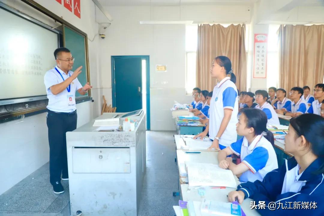 湖口二中是省几级重点,湖口二中简介