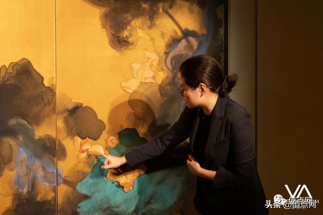 张大千泼彩荷花拍卖天价,香港拍卖张大千荷花