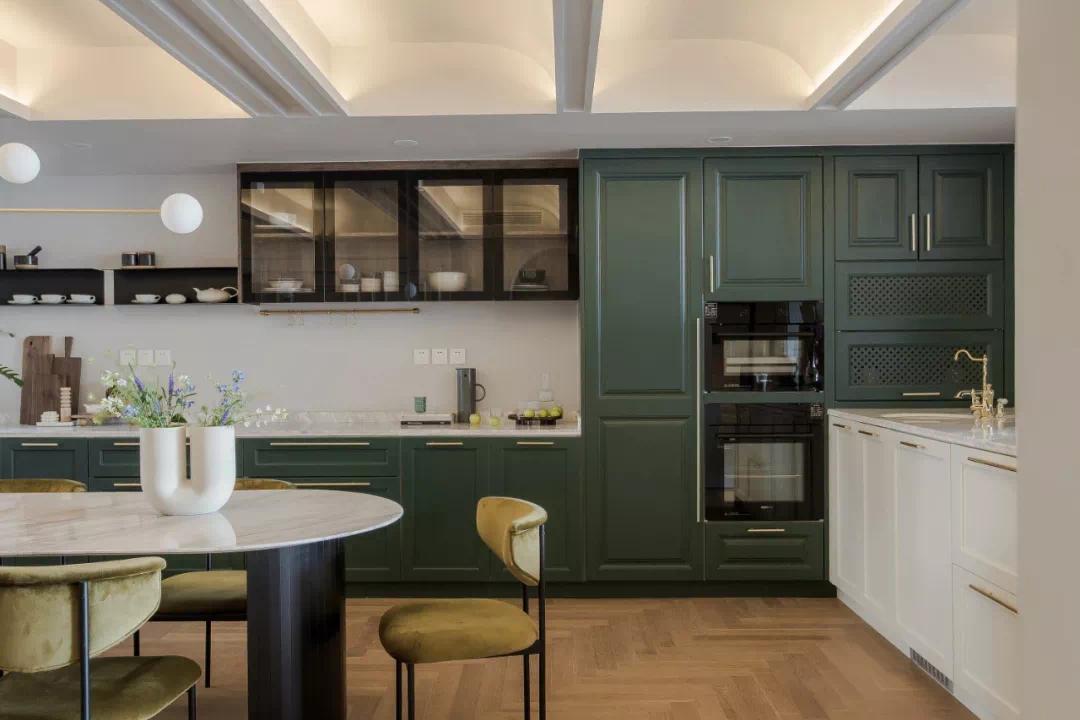 做衣柜哪种板材最环保甲醛少,选全屋定制好吗