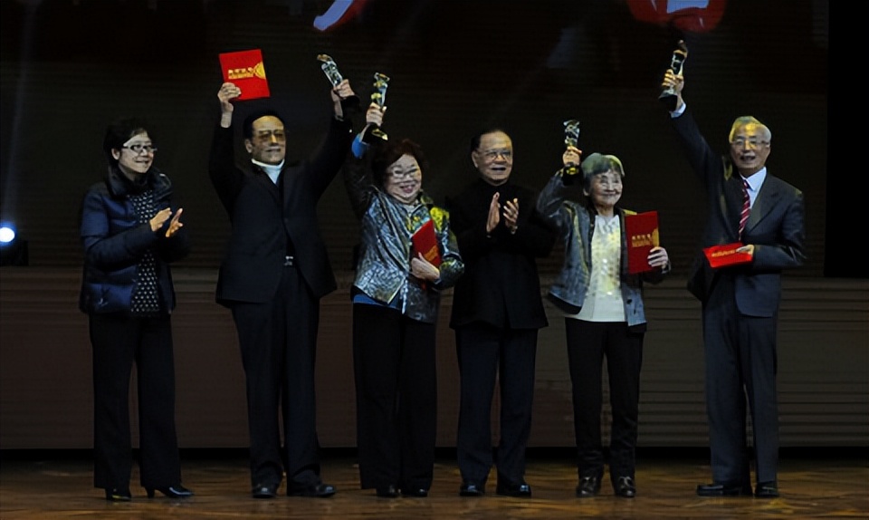 89岁表演艺术家张清去世,其表演的《甲午战争》曾轰动全上海