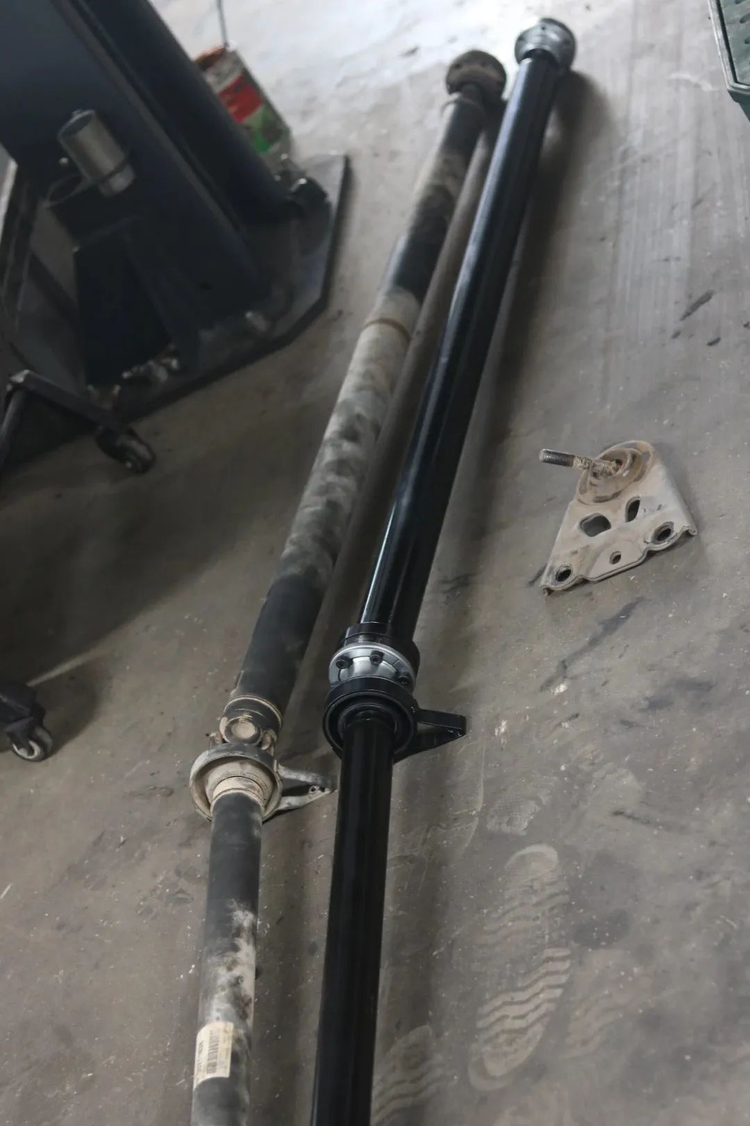 80年沃尔沃xc90出售,08款沃尔沃xc90二手多少钱