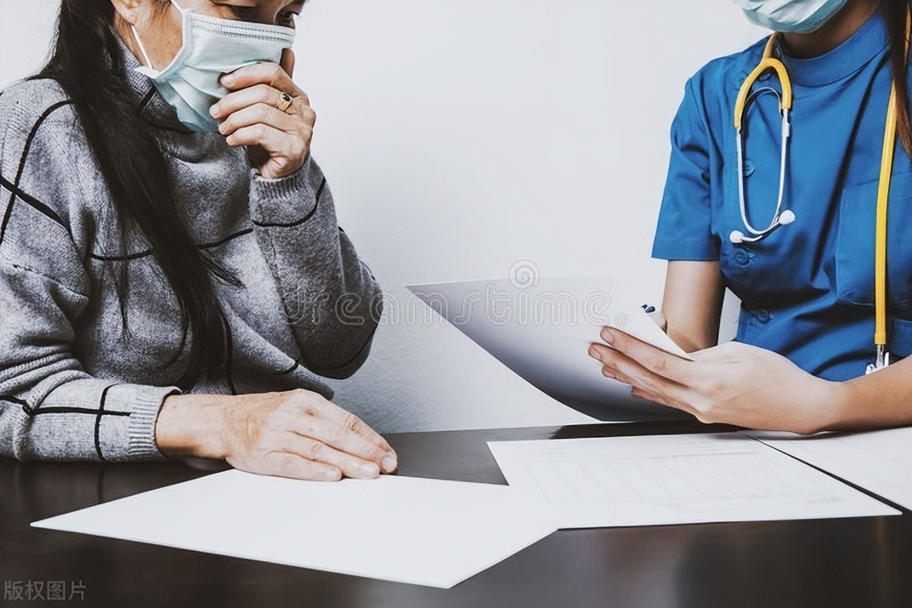 裤子脱了张开腿，盘点那些医院里的女性检查，让人尴尬万分