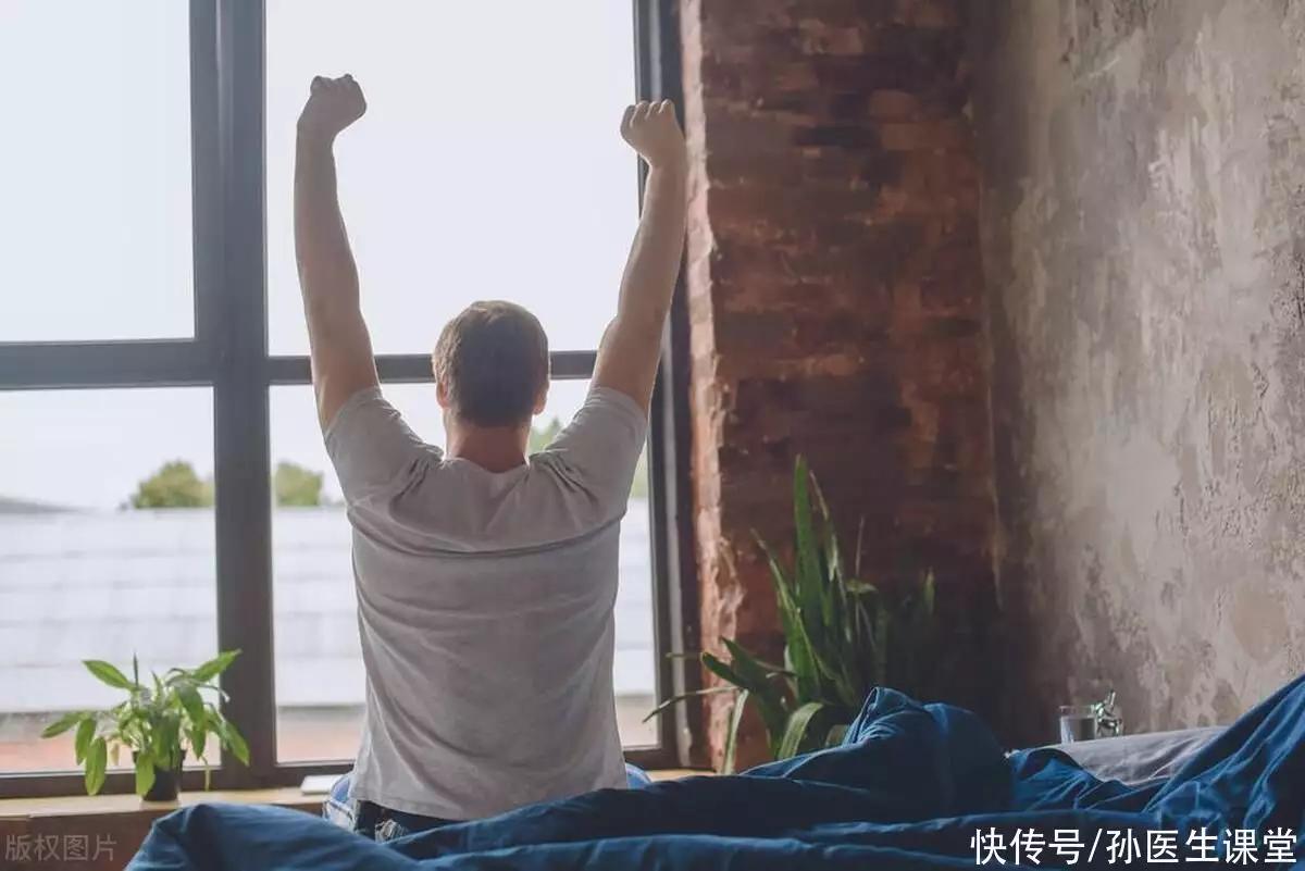 早晨起床这些症状要重视,早晨醒来的几个症状提示疾病