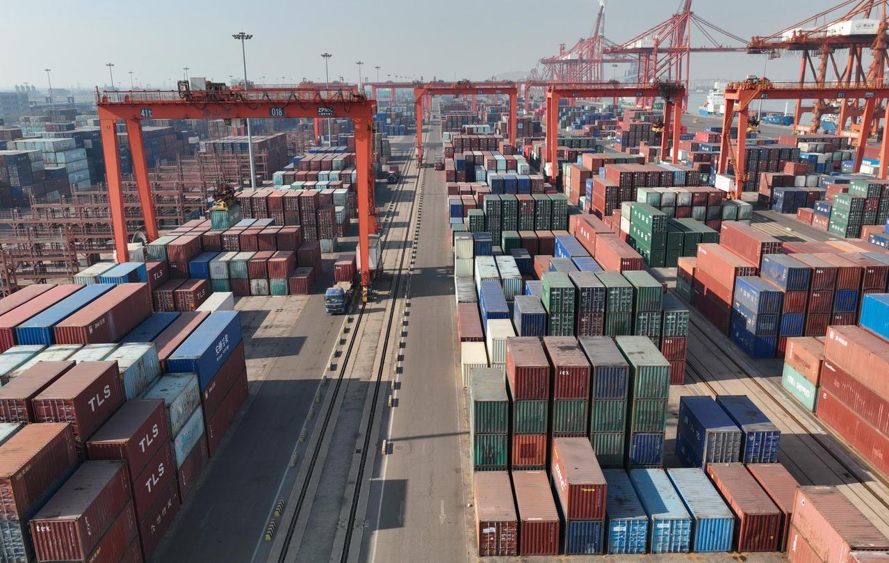 美国外贸订单脱钩,危机升级美国经济受重创