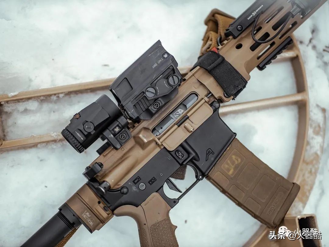 精美枪械美图,最美枪械图