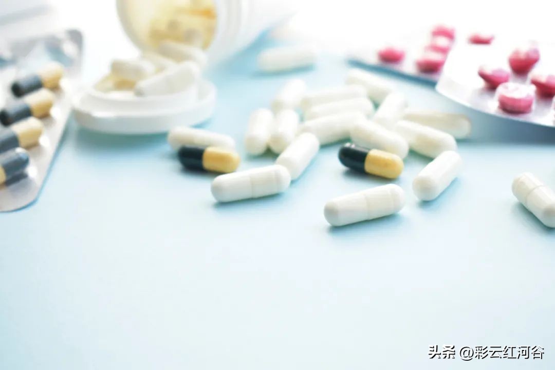 新冠黄痰就吃消炎药?小心这9种副作用!