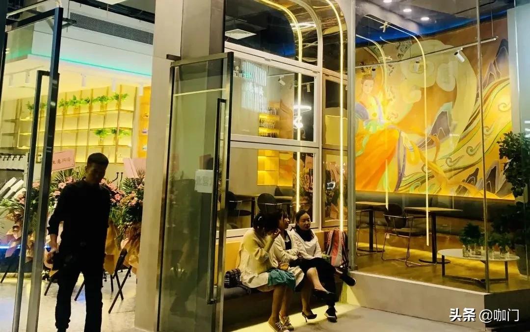 西北茶饮“出走”记：出圈重庆、深圳，单店最高月入80万+