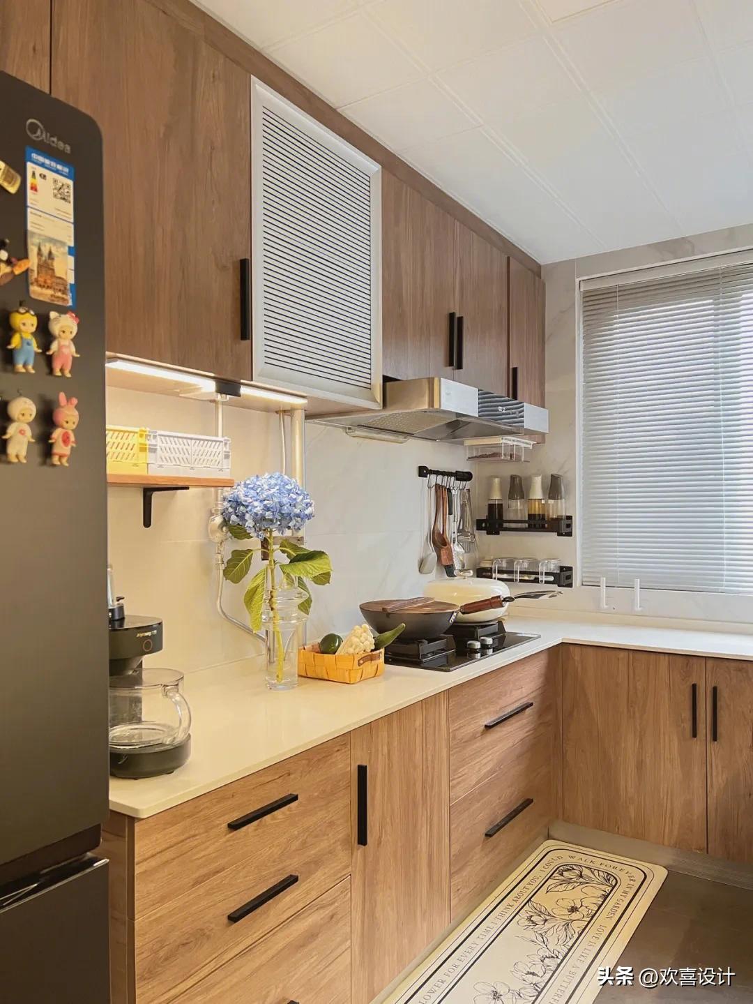 高颜值的厨房瓷砖铺设方案,30公分厨房装修效果图