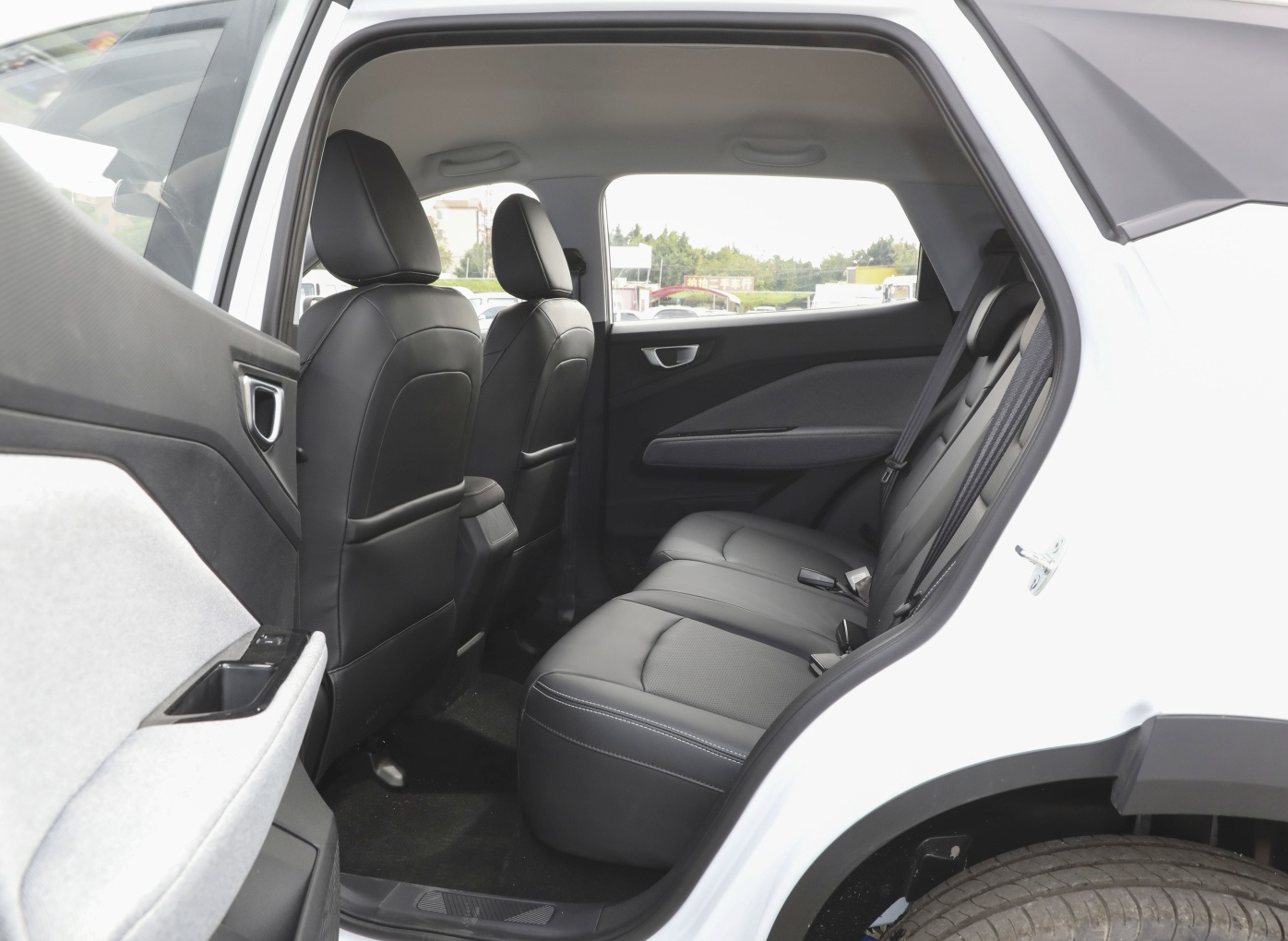 最新五菱星驰畅玩型落地价,五菱星驰中配7万一落地