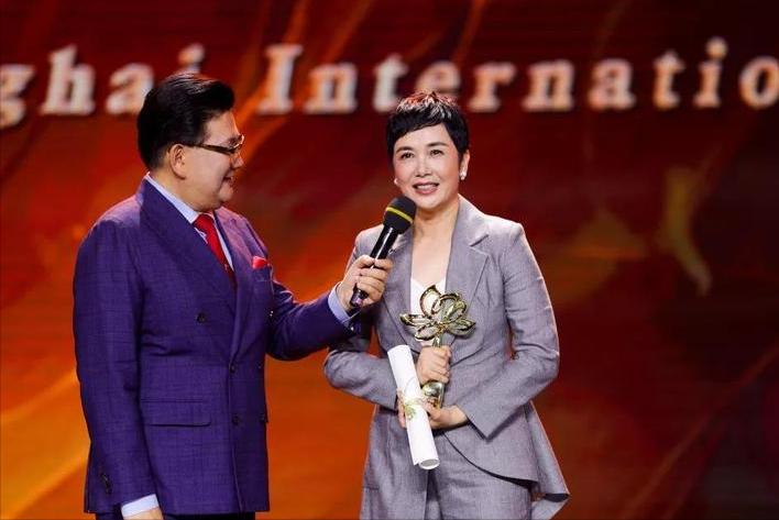 蒋雯丽事件是真实的吗,年轻貌美又风情万种的蒋雯丽