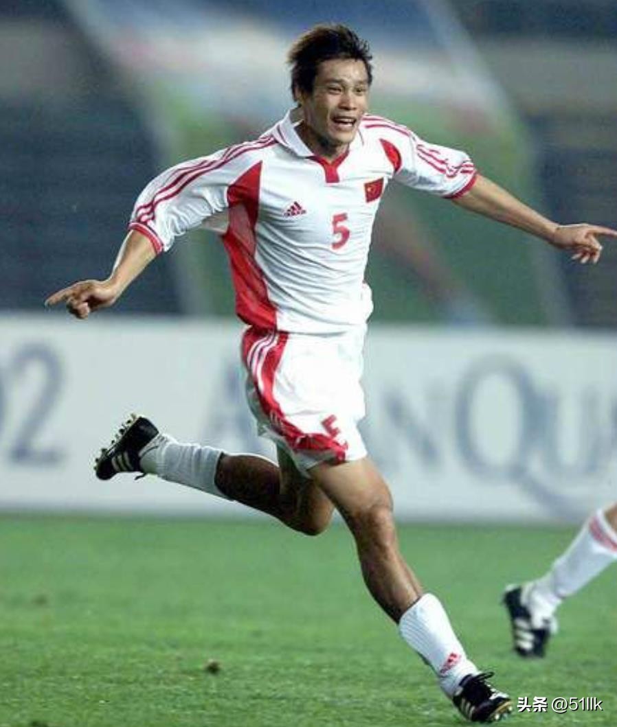 足坛明星老了和年轻时对比,足坛十大明星