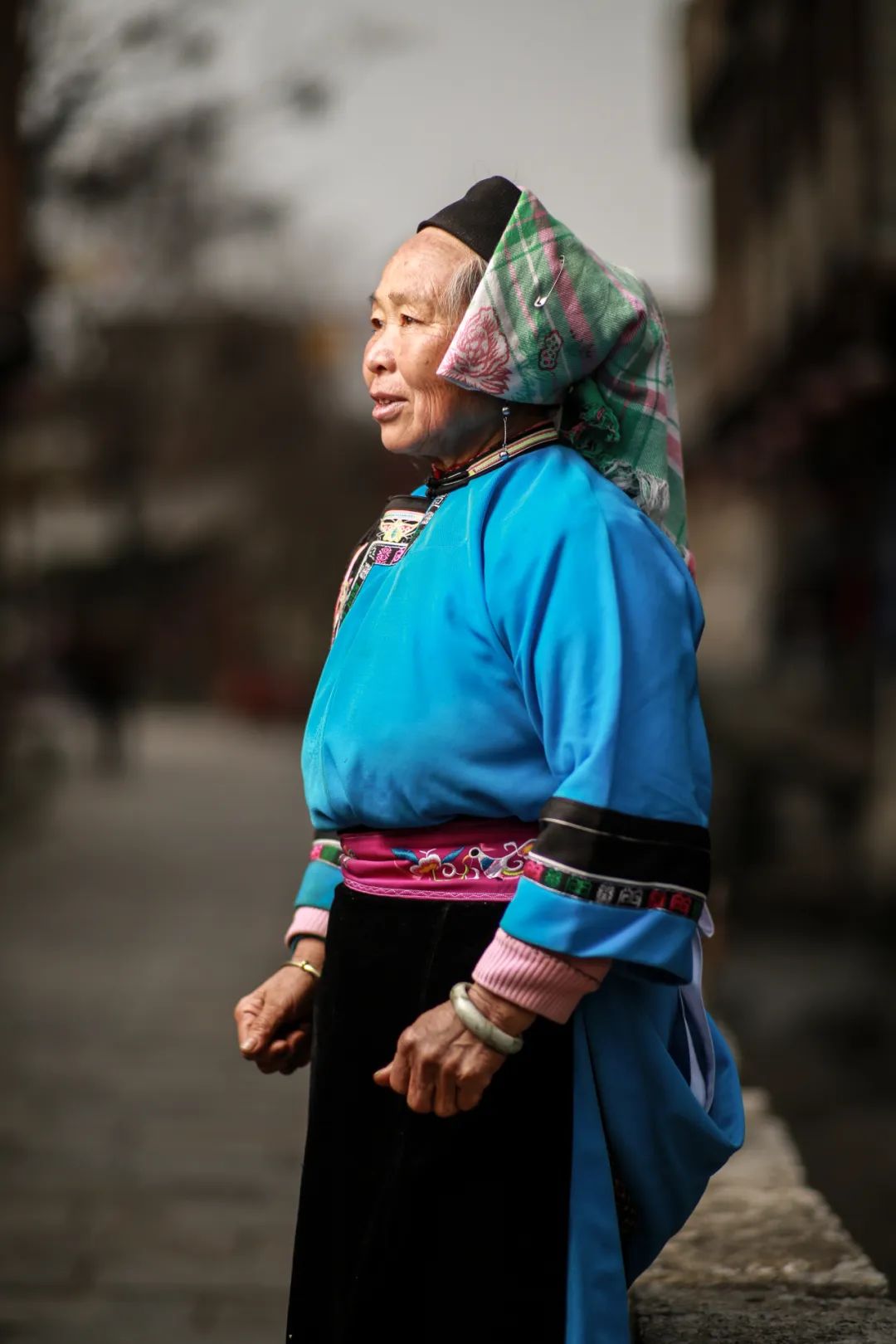 如何看懂中国第一山地省的多彩文化史诗？