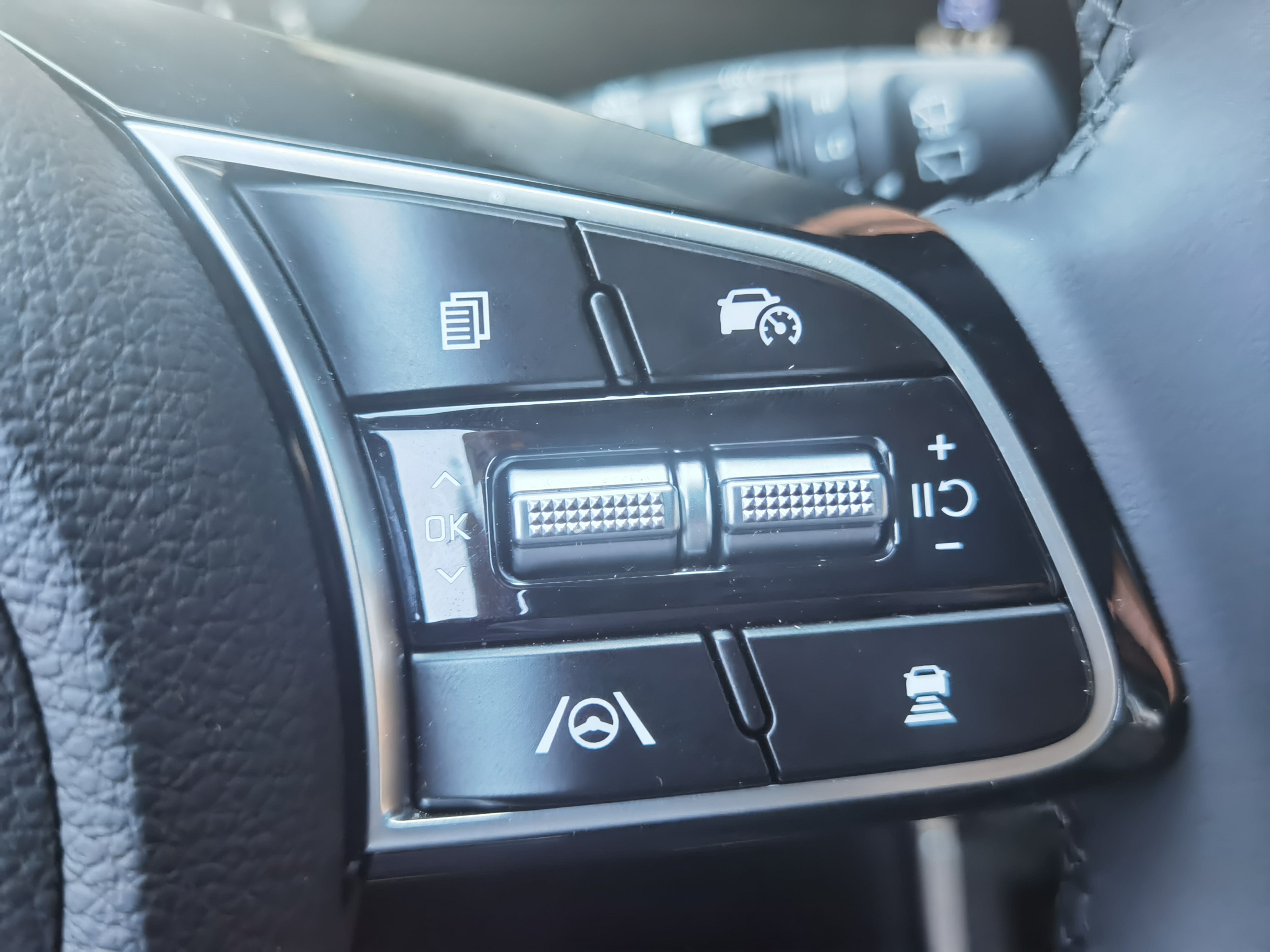 起亚赛图斯suv值得入手吗,起亚赛拉图属于什么档次的车