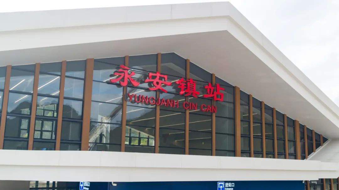 南宁到贵阳车票太难买,南宁东到贵阳多少钱