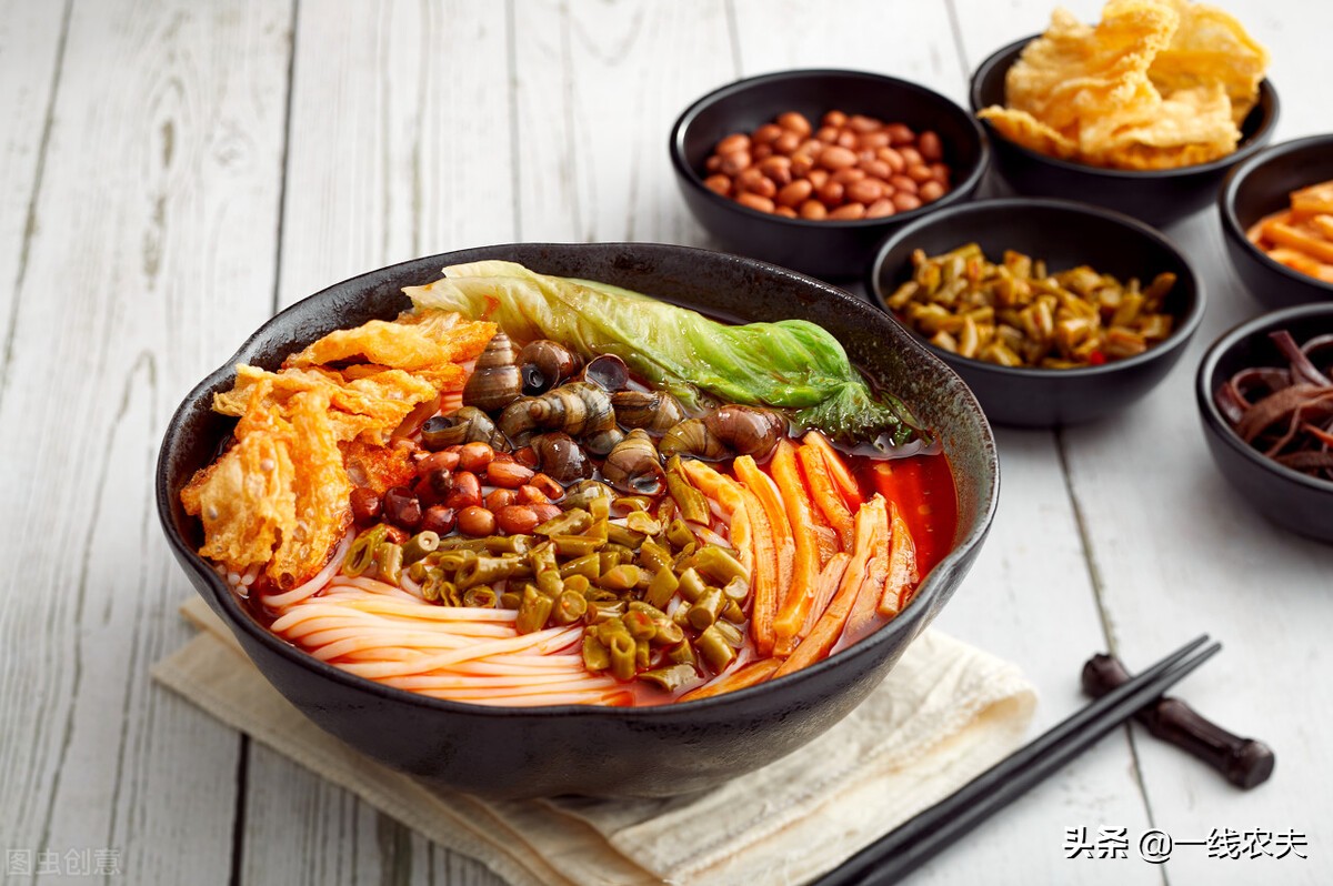 闻着臭吃着香的中国十大臭味美食，吃过3种以上的都是王者