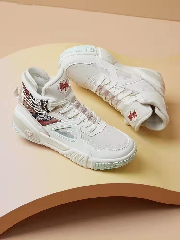 国产新品！闪击8代新配色小清新，安踏复古鞋有点帅，361度惊喜多