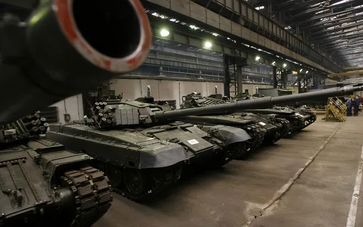 波兰为什么买韩国坦克,韩国正式加入北约军事同盟国了吗