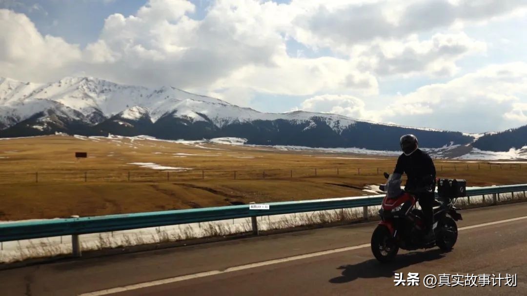 在家啃老不工作嫌工资少,在家啃老不出门的下场