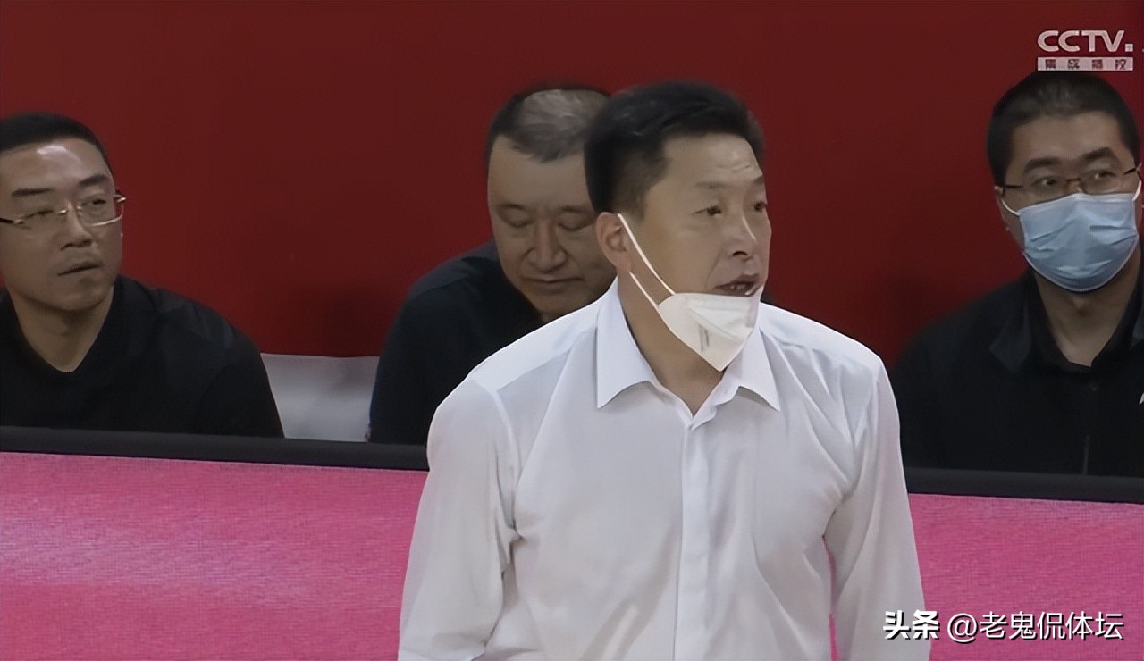 落后18分只剩两个球怎么逆转,落后18分还能逆转勇士