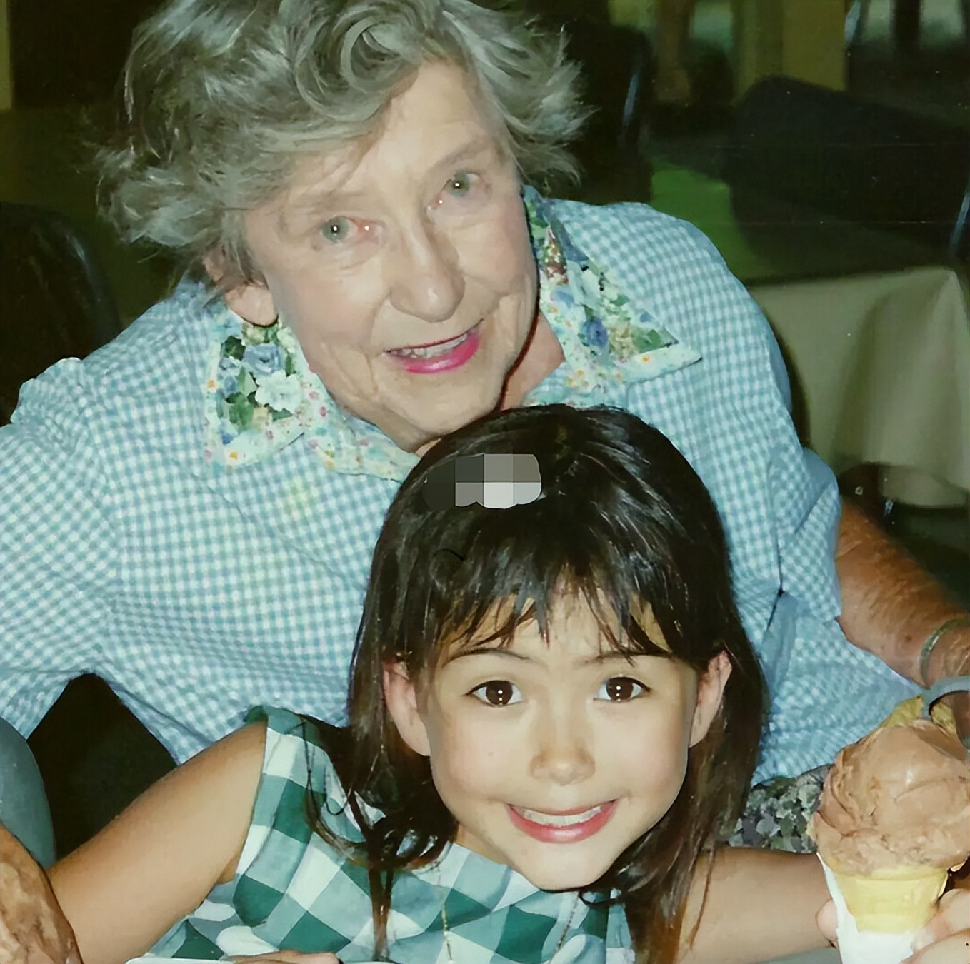 昆凌靠周杰伦成为明星,中专毕业的昆凌为何被周杰伦独宠