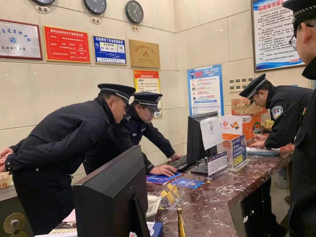 人民为中心不断完善信息基础建设,人民为中心改善民生工作