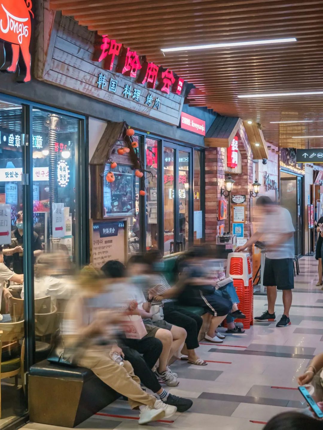 最新韩国街美食攻略,韩国街有什么好逛的
