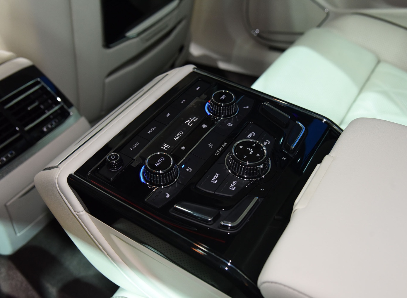 21万真的能买到大众辉昂吗,花三十多万买大众辉昂值得吗