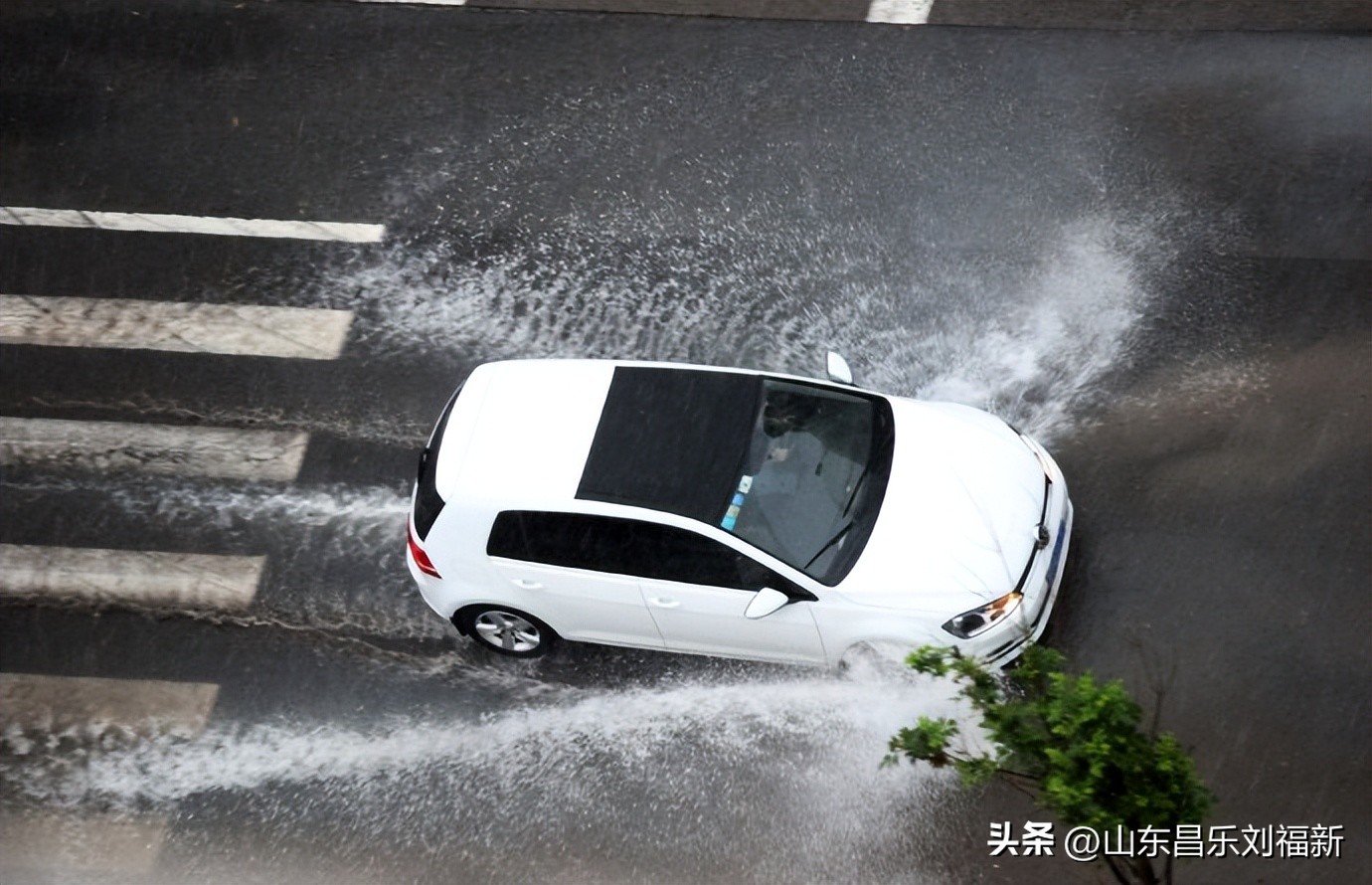 阴雨连绵网易云,阴雨连绵网易云卡点