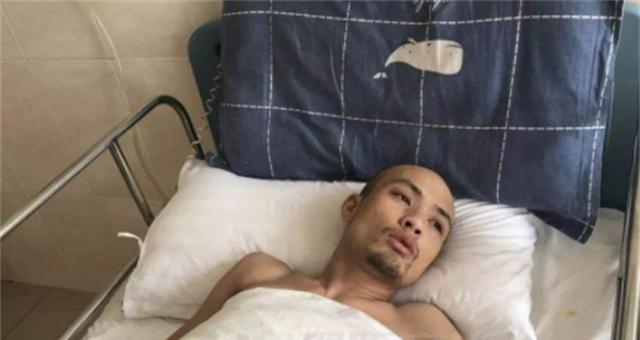 3岁男孩照顾瘫痪在床的爸爸,5岁男孩照顾残疾爸爸电视剧