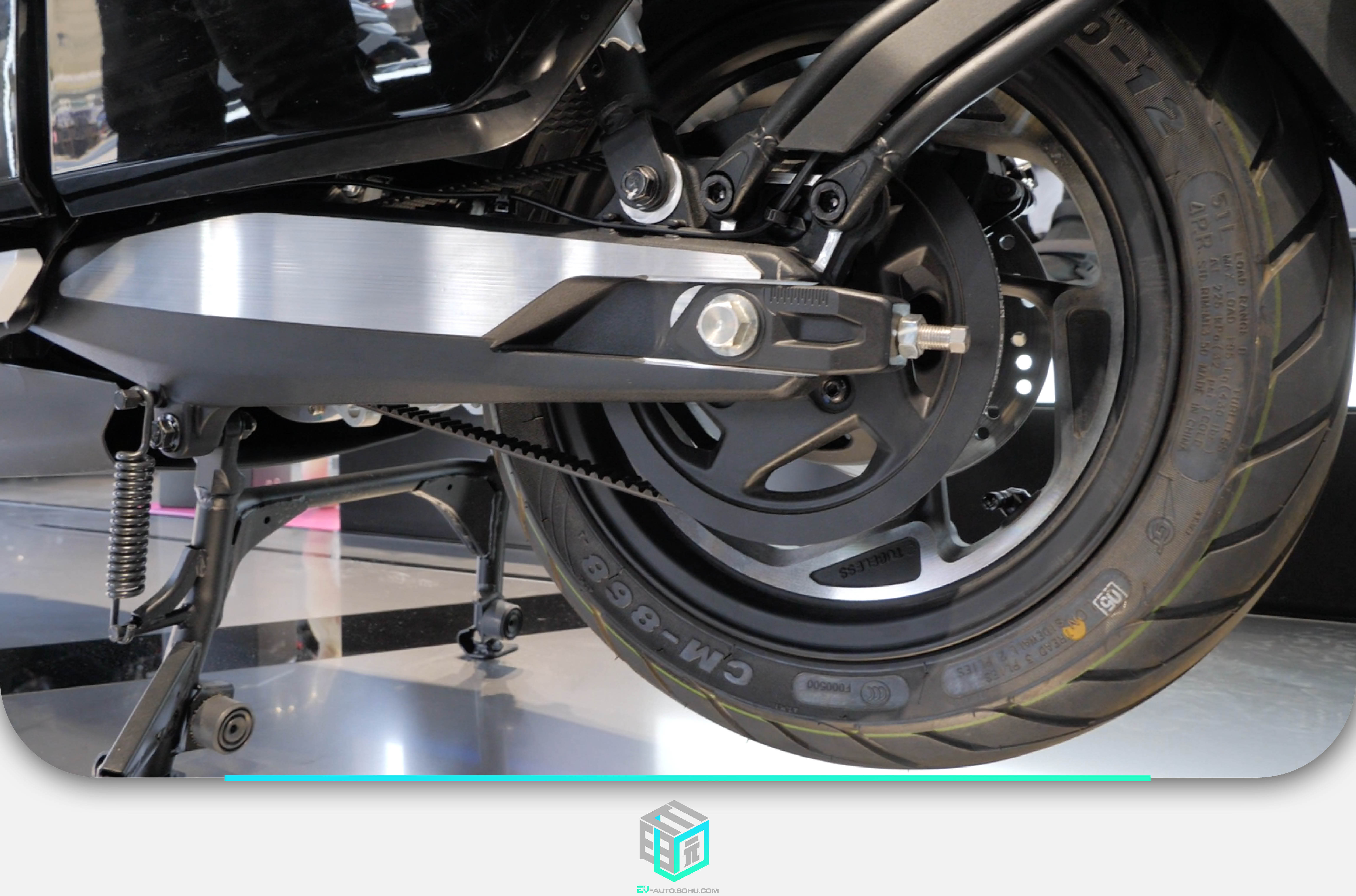 春风摩托车可以试驾嘛,电摩能用汽车电池吗