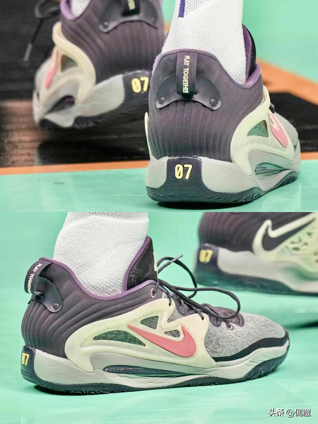 c罗海报最新,thedugout限量签名海报