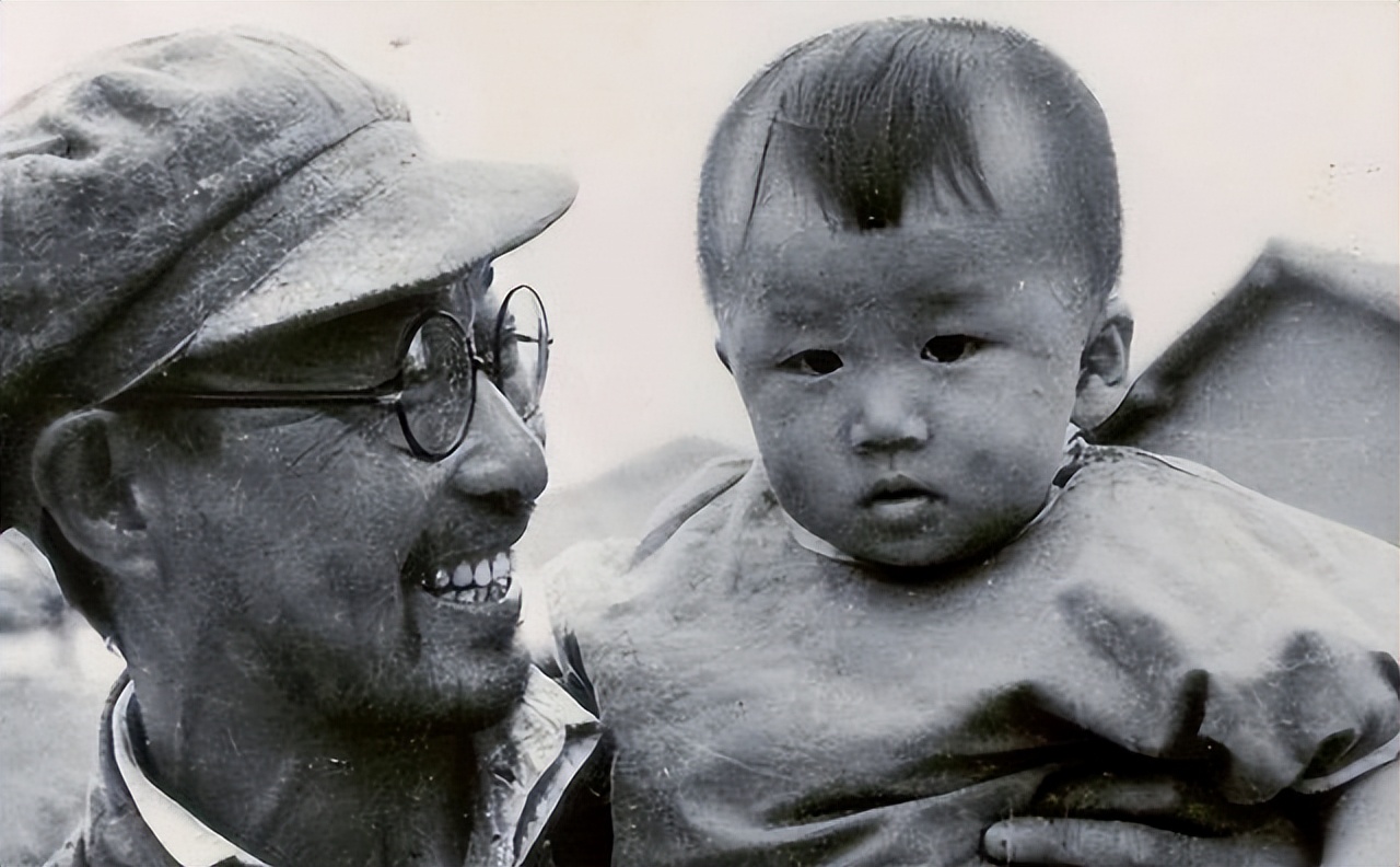 1949年，*锡联陈**结婚，陈赓却说“亲上加亲”，其中有什么缘由呢？