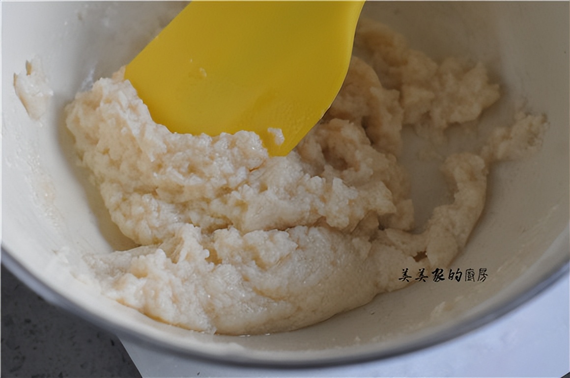 怎么做蛋糕不用电饭锅不用烤箱,怎么用电饭锅做蛋糕又软又蓬松