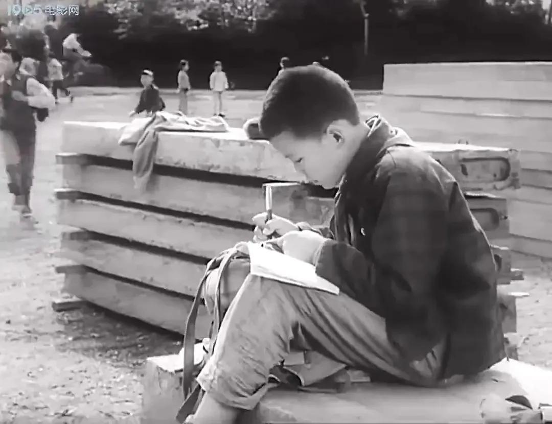 老电影小足球队员在线观看,60年代老电影小足球队员完整版