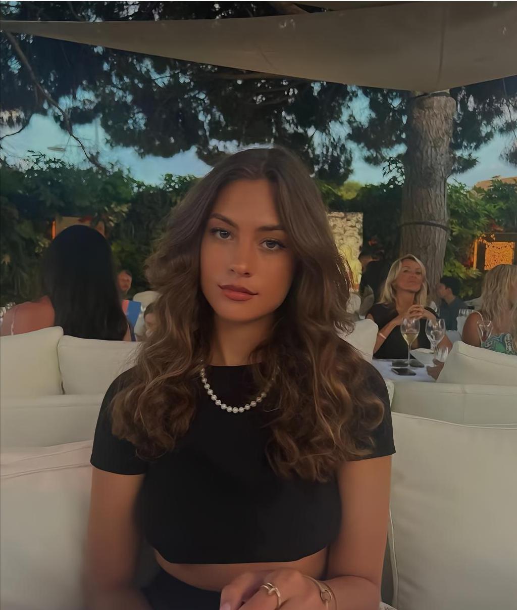 卡塔尔世界杯太太团游艇,卡塔尔世界杯太太团惊艳全场